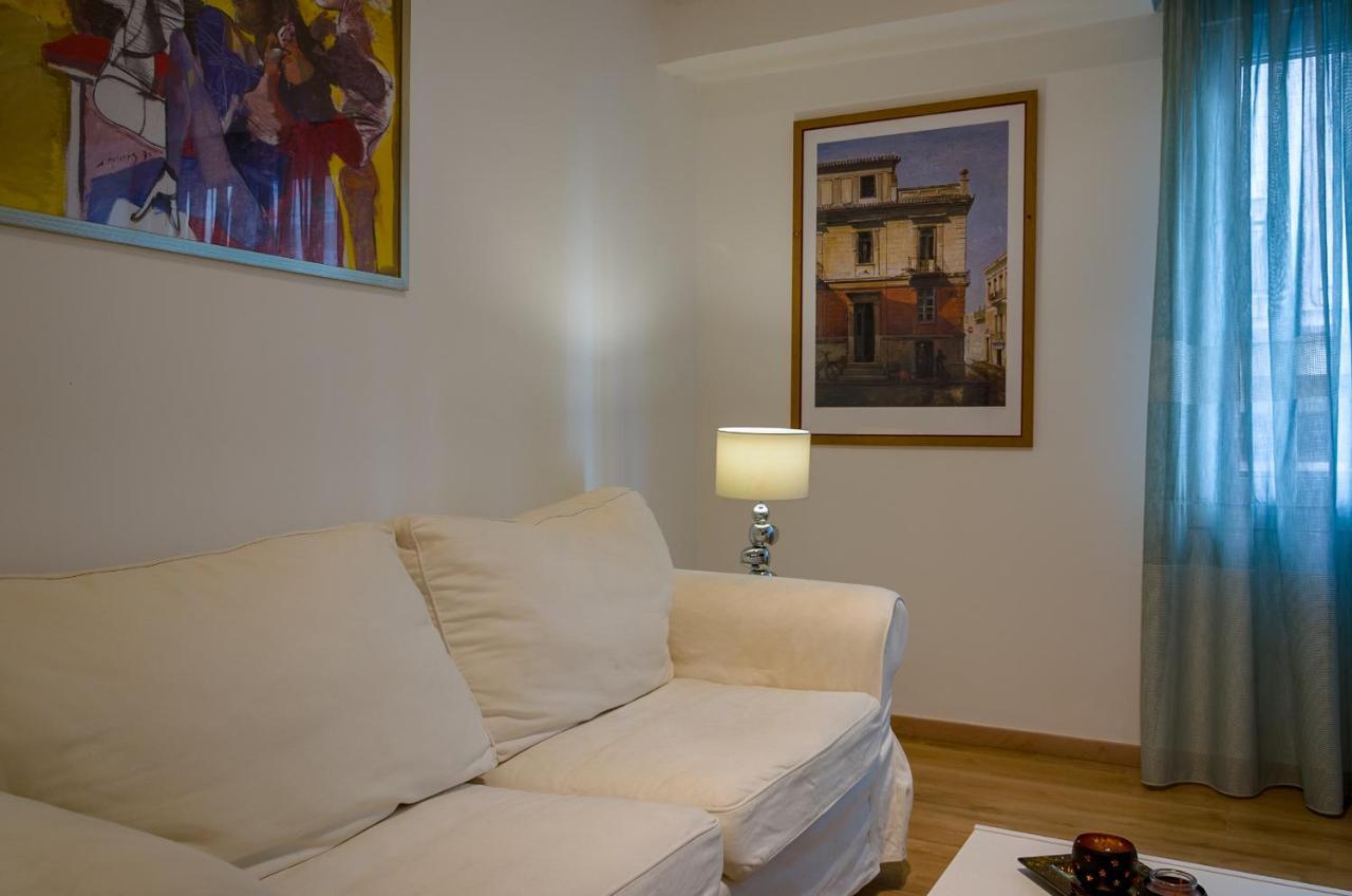 Nice 1Bd Apartment Close To Metro Station Ampelokipoi Atenas Exterior foto
