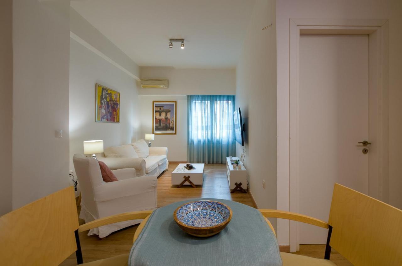 Nice 1Bd Apartment Close To Metro Station Ampelokipoi Atenas Exterior foto