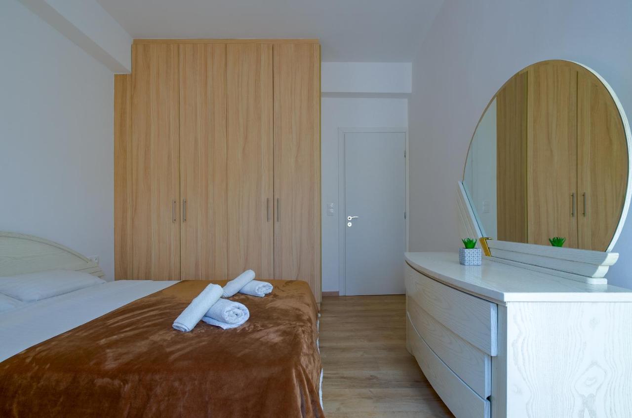 Nice 1Bd Apartment Close To Metro Station Ampelokipoi Atenas Exterior foto