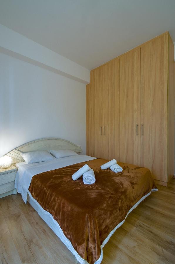 Nice 1Bd Apartment Close To Metro Station Ampelokipoi Atenas Exterior foto