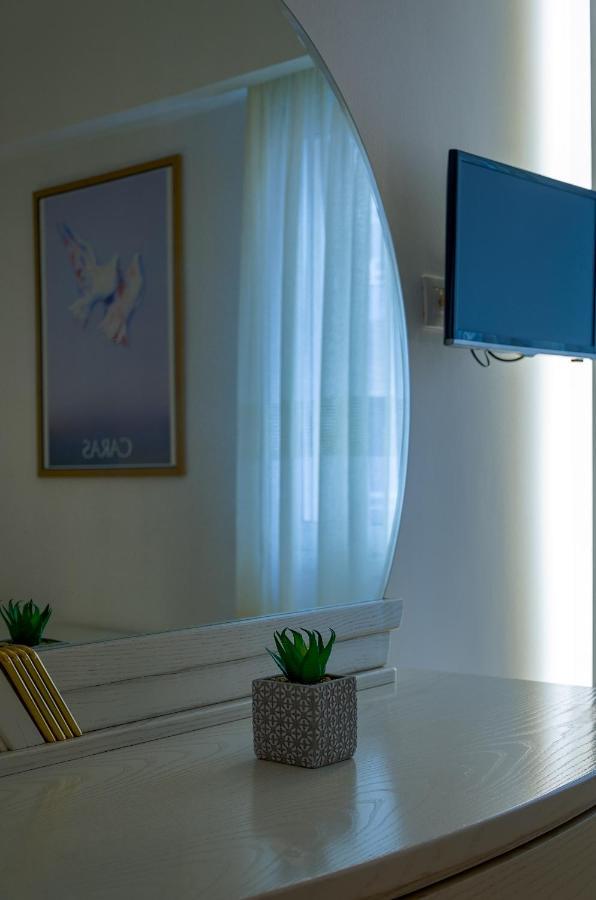 Nice 1Bd Apartment Close To Metro Station Ampelokipoi Atenas Exterior foto